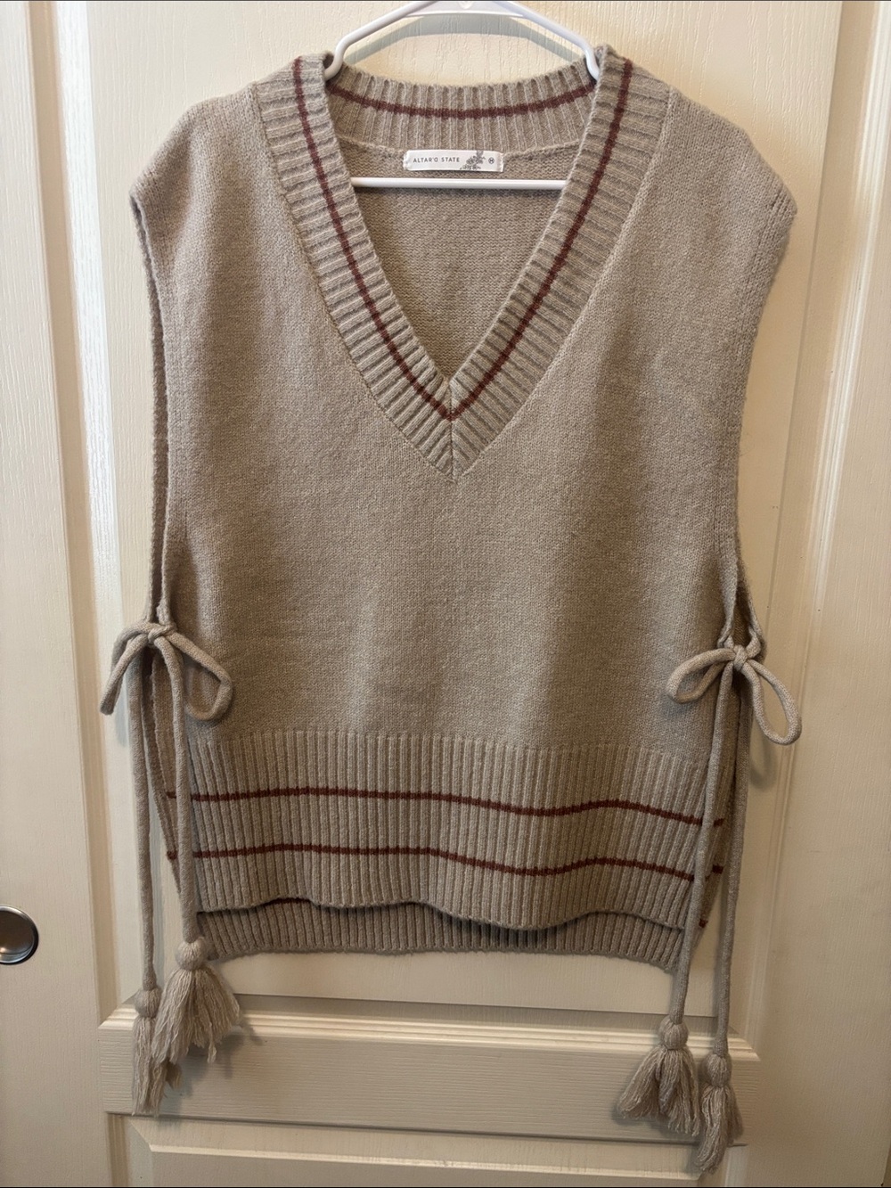 Altar’s State New V-Neck Sweater Vest with Side Ties in Beige with Mauve Trim